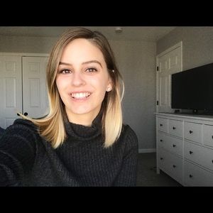 Meet your Posher, Lauren